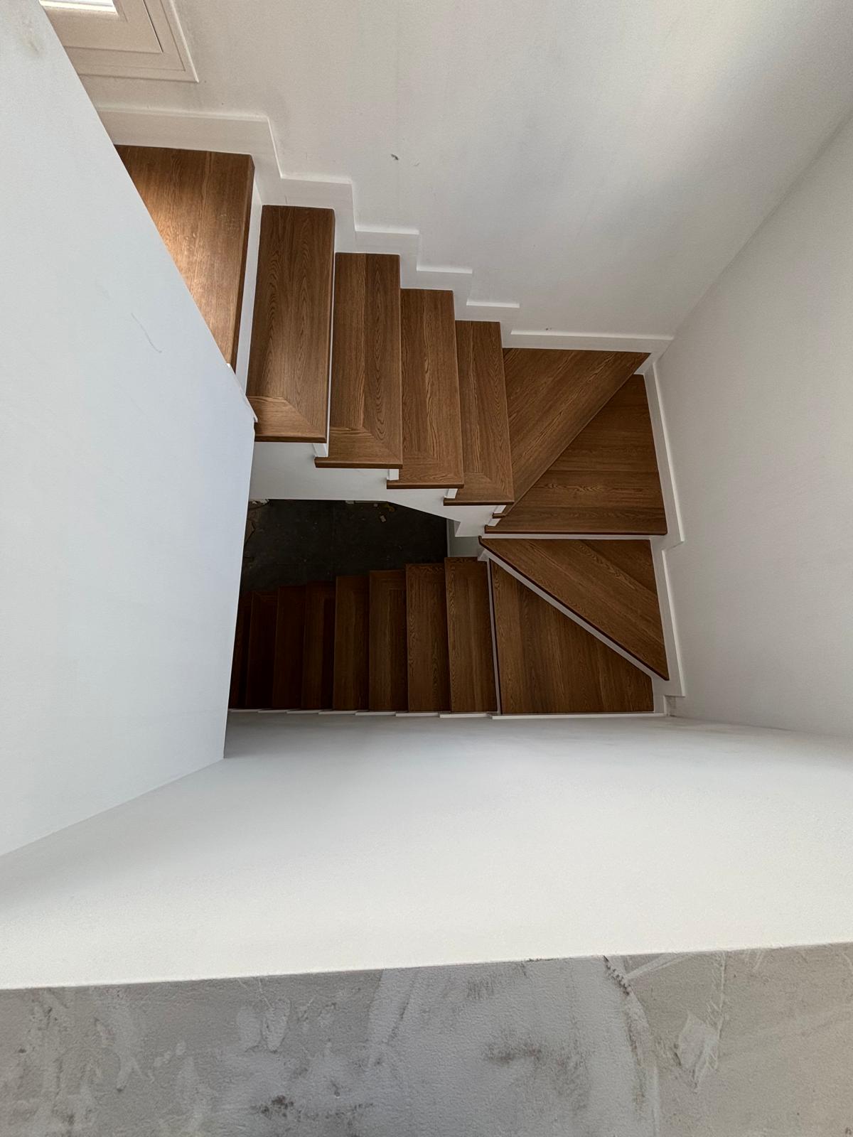Escalera premium